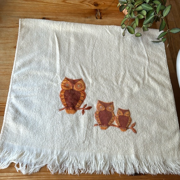 Vintage Velvet Owl Towel - Picture 1 of 5